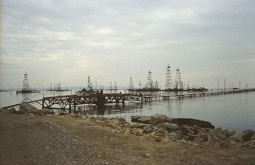 oilfield_sea_500px