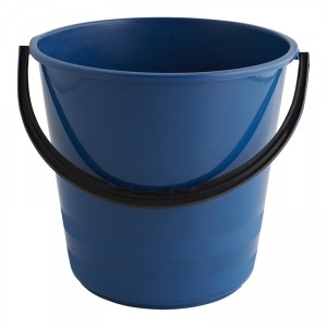 plastic-buckets-2