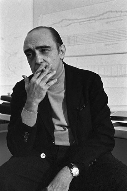 Oscar Niemeyer – Exploration