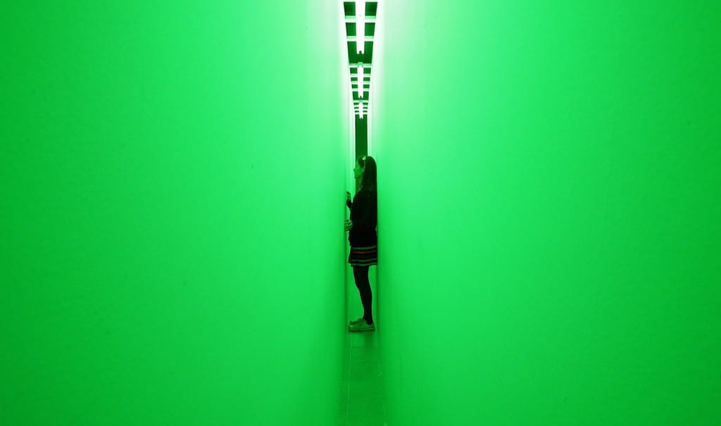 Bruce Nauman – Corridors